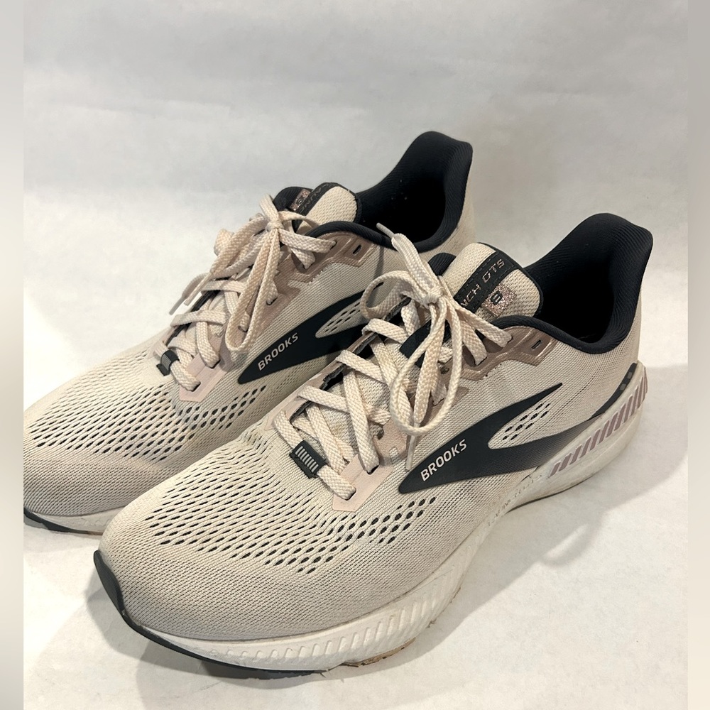Brooks Ghost 13 Runnings Shoes Sneakers Womens Size 11